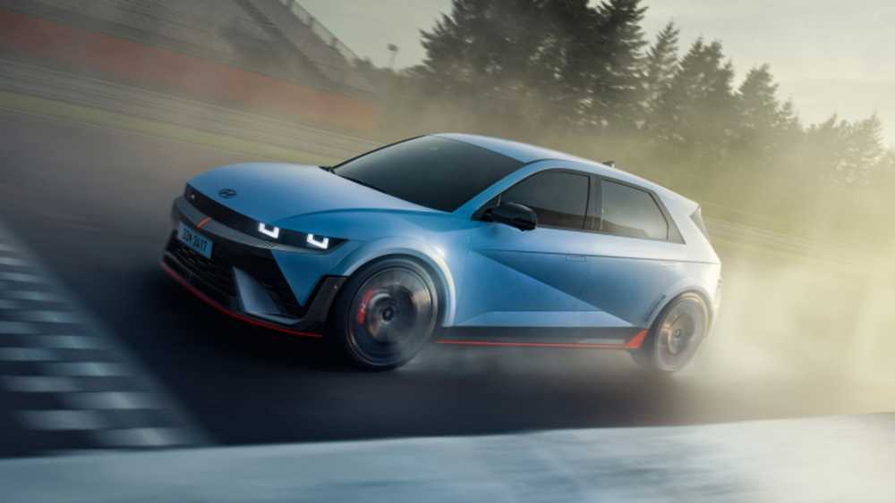 حتى بورشه اعترفت: أيونيك 5 N قدّمت درسًا صادمًا في متعة قيادة السيارات الكهربائية
