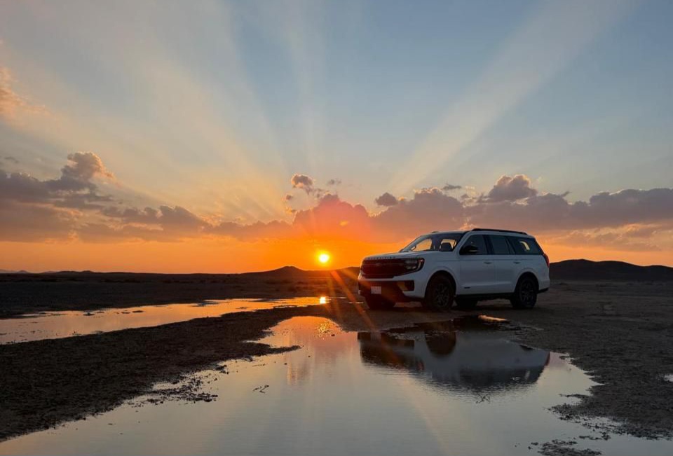 شركة محمد يوسف ناغي للسيارات – فورد تدعم المستكشفة روزي ستانسر في رحلة طريق البخور 2025