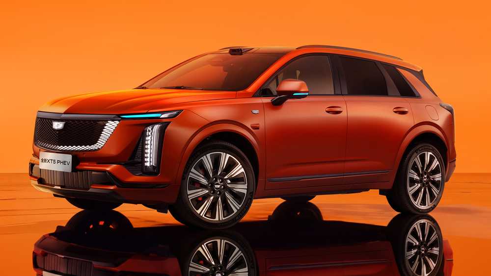 كاديلاك XT5 تحصل على نسخة هجينة قابلة للشحن